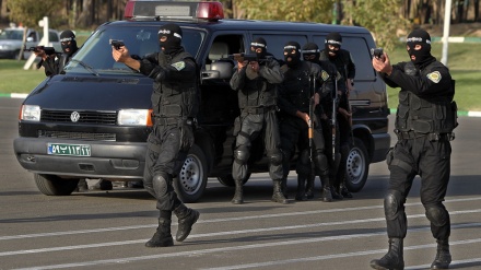 বিদেশি মদদপুষ্ট ১০ সন্ত্রাসী আটক করল ইরানি গোয়েন্দারা