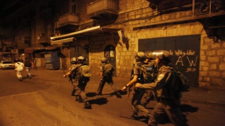 イスラエル兵の攻撃でパレスチナ人12人が負傷