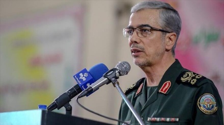 Iran consiglia agli USA di fare marcia indietro 