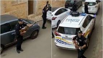Spagna: uomo attacca diverse auto della polizia con un'ascia