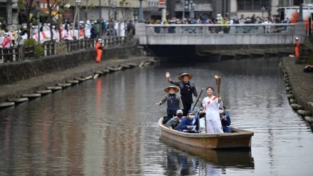 Olimpiadi 2021, troppi casi Covid: torcia non passa da Osaka  + VIDEO