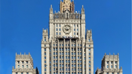 Москва 20 чехиялик дипломатни мамлакатдан чиқариб юборди