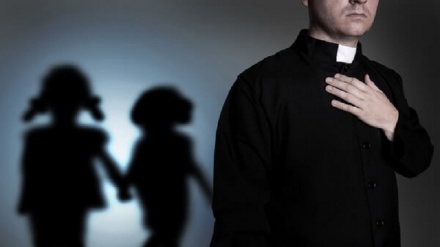 Pedofilia in Australia: dalla Chiesa risarcimento ad una vittima