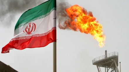 Iran, rapido aumento l'export del petrolio