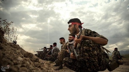 Two Basij forces martyred in armed clashes with terrorists in southeastern Iran