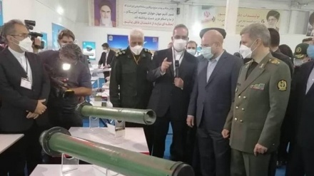 伊朗国防和武装部队后勤部举行军事成就展
