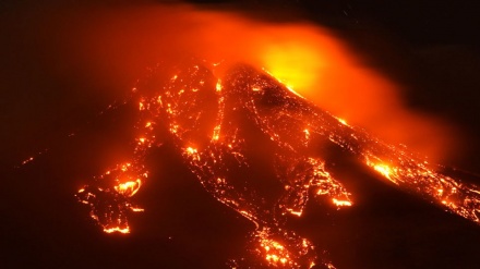 コンゴ民主共和国で火山が噴火