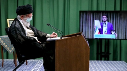 伊朗最高领袖与全国学生组织代表视频连线 (图籍）