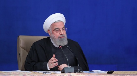  روحانی :همکاری دولت و مردم برای مقابله با ویروس کرونا ادامه دارد 