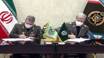 امضا توافقنامه راهبردی تولید و تحویل هزار فروند پهپاد توسط وزارت دفاع به ارتش ایران