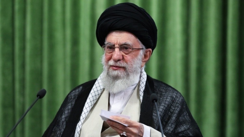 Iran, Ayatollah Khamenei: non badate a coloro che fanno campagna contro le presidenziali