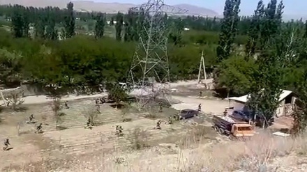 Қирғиз ва тожик ҳарбийлари ўртасидаги тўқнашувлар (видео) 