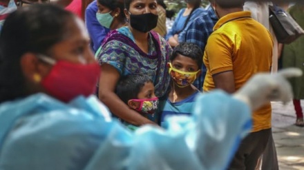 日本外務省、インドのコロナ感染急拡大を受け現地の在留邦人に帰国検討を要請