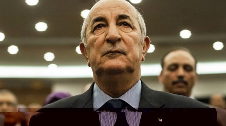 Algeria: il presidente chiede il dialogo per frenare le proteste