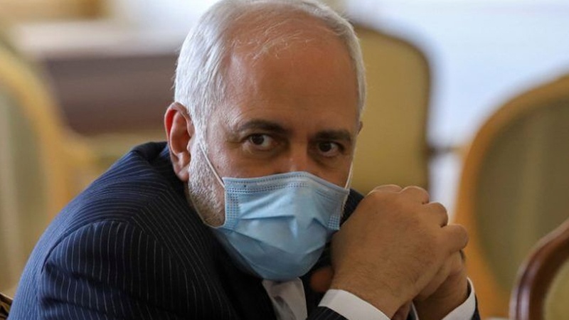 Zarif: İtalya'nın İran ile ticaretinin devam etmesi konusunda fikir birliği var