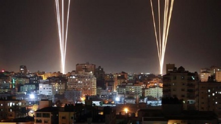 Hamas pounds Tel Aviv with 130 rockets in response to Israeli aggression on Gaza