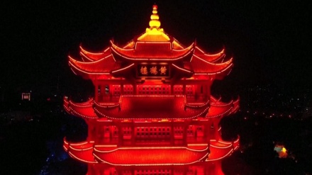 中国･武漢市で見事なライトアップショーが実施