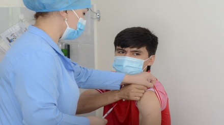 “Истиқлол”-иҳои Душанбе ваксинаи корона заданд