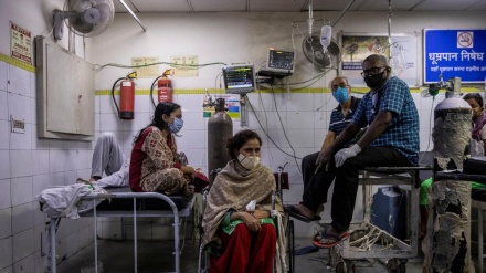 インドのコロナ危機さらに加速；感染者累計数は2100万人、合計死亡者数は23万人超