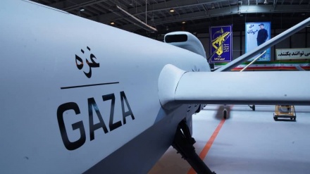 Iran, presentato nuovo drone da combattimento: Gaza + FOTO