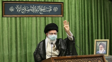 Iran, Leader: 'Chi scoraggia gli elettori non vuole il bene al Paese'