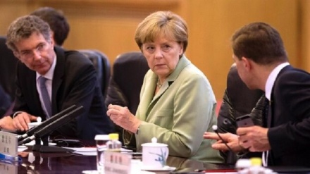Дания матбуоти АҚШнинг Ангела Меркелдан жосуслик қилгани тафсилотларини фош қилди