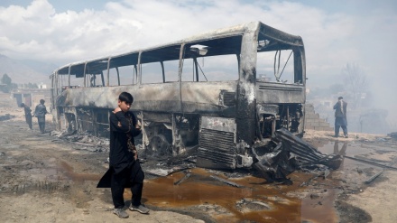 阿富汗再现炸弹袭击事件：一大巴被炸，25名乘客死伤