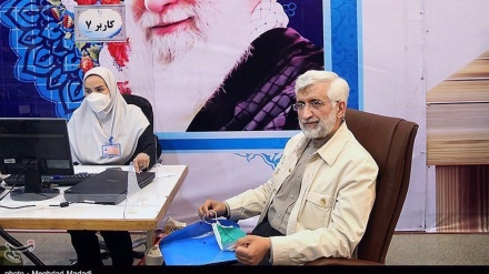 Capres Iran Jalili Anggap Dunia Maya Peluang Bagi Generasi Muda