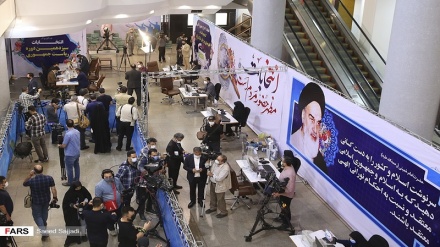 イラン大統領選立候補登録者数、4日目までに304人