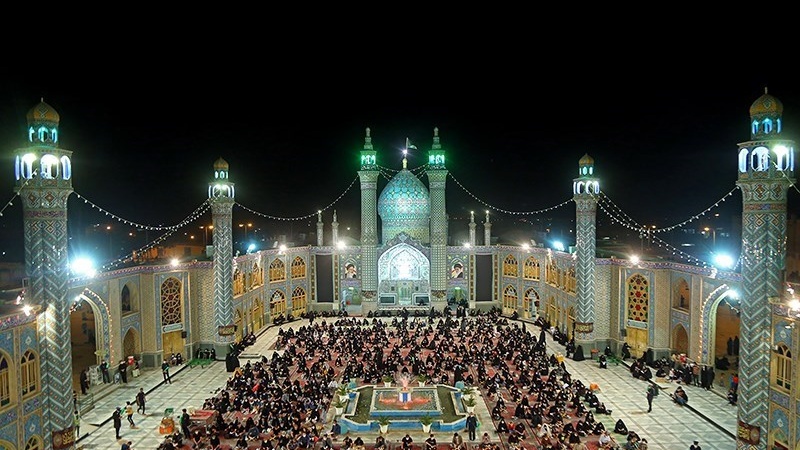 Doa Malam ke-19 Ramadan di Haram Emamzadeh Helal, Sabtu (1/5/2021) malam.