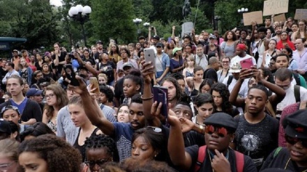 一名美国囚犯因窒息死亡