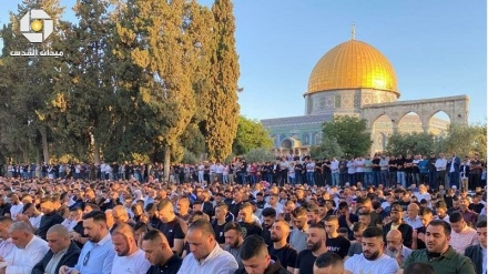 Al Quds, la preghiera dell' Eid al Fitr