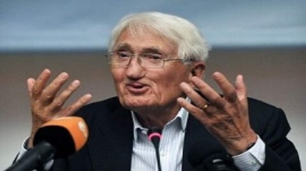 Alman filozof Habermas'tan BAE'nin ödülüne ret