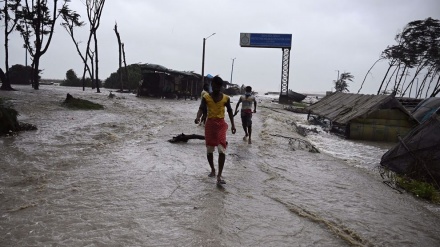 Cyclone Yaas batters eastern India, 1.2 million seek shelter