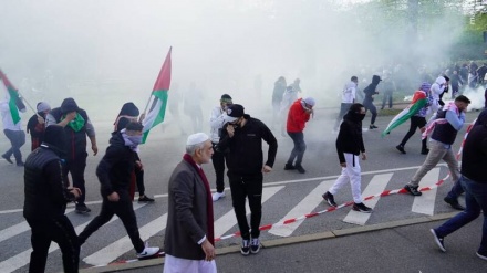 丹麦警方攻击支持巴勒斯坦的抗议者