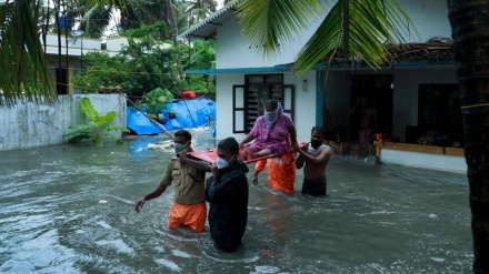 インドで大型サイクロンにより６人が死去