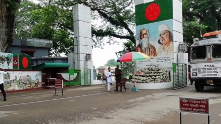 করোনাভাইরাস: ভারতের সঙ্গে সীমান্ত বন্ধের মেয়াদ ৩১ মে পর্যন্ত বাড়ল