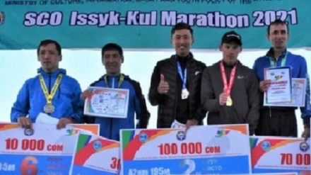 درخشش ورزشکاران تاجیک در مسابقه ماراتن قرقیزستان