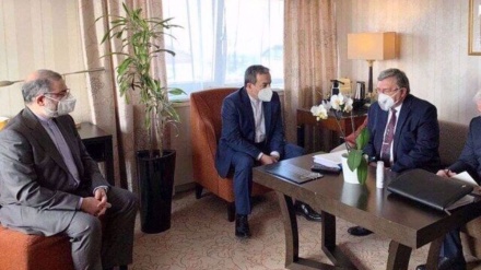 Top Iranian, Russian negotiators discuss JCPOA before key meeting to review ‘interim results’