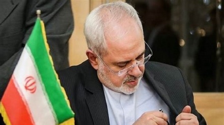 Iran, Zarif si scusa con la madre e la famiglia del martire Soleimani