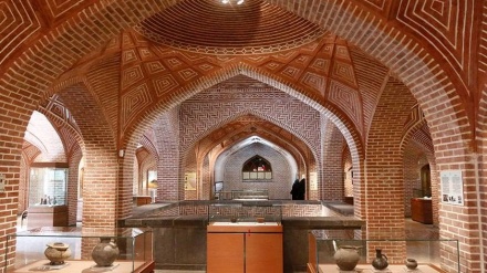 イラン北西部・アルダビール考古学博物館；イラン文明の具現