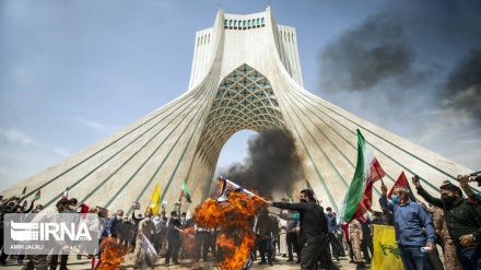 Manifestimi simbolik i Ditës Botërore të Kodsit në Teheran (2)
