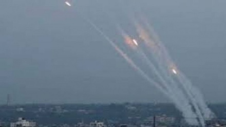 Salve de missiles sur Dimona