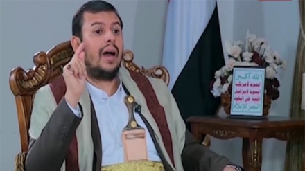 Al Houthi: Kami Menerima Perdamaian tapi Menolak Menyerah