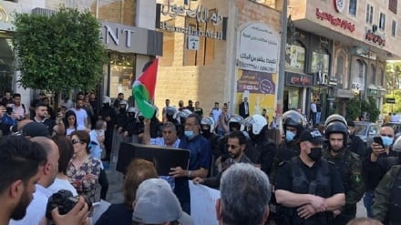 تظاهرات فلسطینیان در رام الله دراعتراض به سفر « بلینکن»