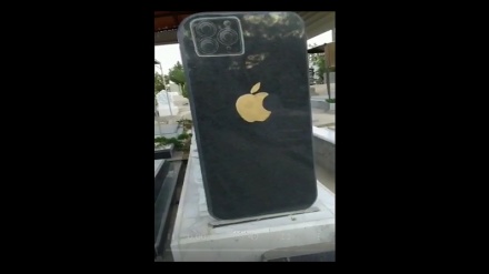 سنگ قبر به شکل تلفن همراه! +فیلم