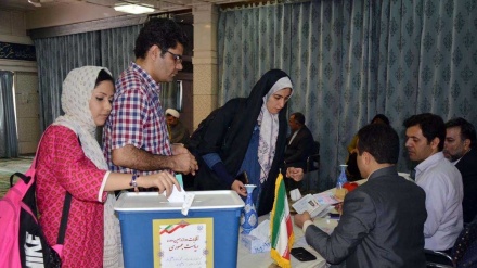 旅印伊朗公民投票箱数量增加