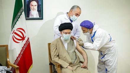 Mediat e Ballkanit i bëjnë jehonë vaksinimit të Ajetullah Khamenei me vaksinën iraniane