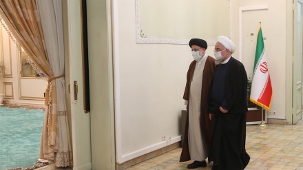 イラン現職大統領が、大統領選に当選したライースィー氏に祝意を表明