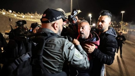 صهیونیست ها به محله شیخ جراح شهر قدس حمله کردند